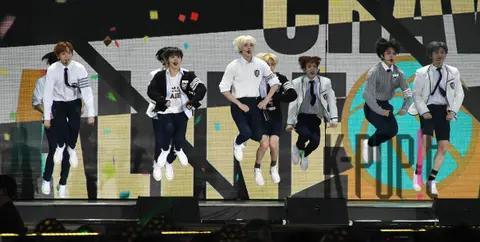 CRAVITY — Dream Concert