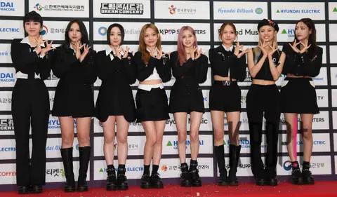 Lightsum — Dream Concert Photowall
