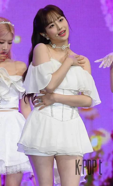 Chuu (LOONA) — Showcase