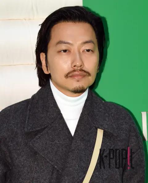 Lee Dong-hwi — Launch