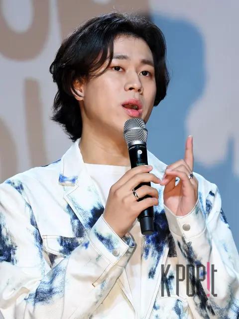 Lee Mu-jin — Showcase