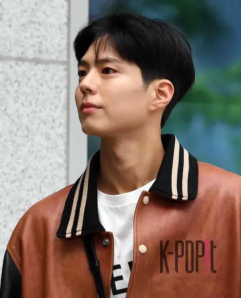 Park Bo-gum — Airport