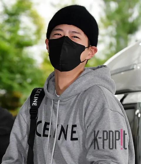 Park Bo-gum — Airport