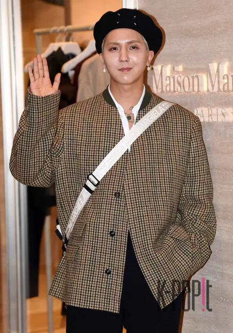 Song Min-ho — Launch