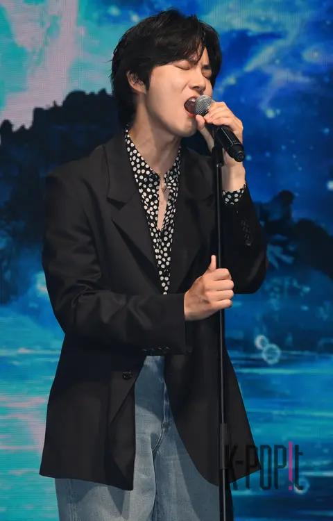 Suho (EXO) — Sparrowhawk Passion Press Conference