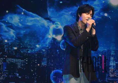 Suho (EXO) — Sparrowhawk Passion Press Conference