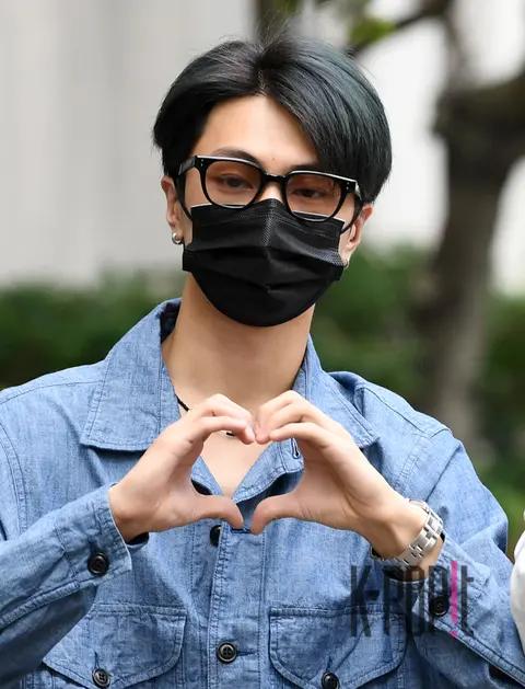 Heeseung (ENHYPEN) — Music Bank Arrival