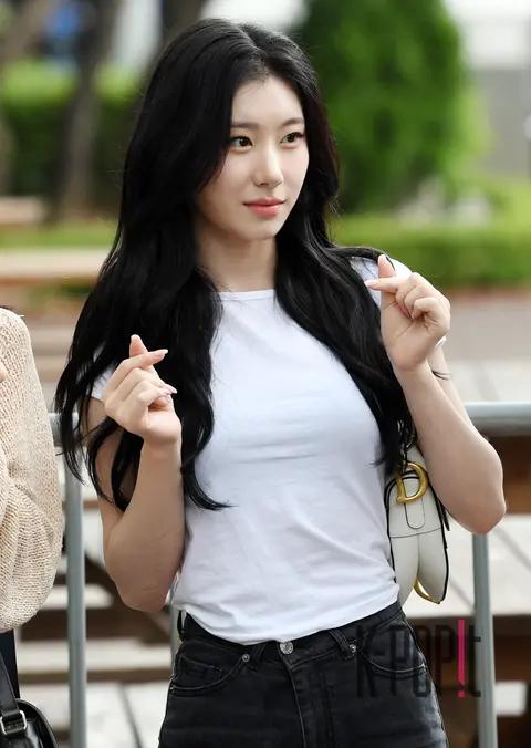 Chaeryeong (ITZY) — Music Bank Arrival