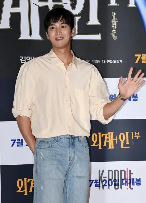 Ahn Bo-hyun — Alienoid VIP Premiere