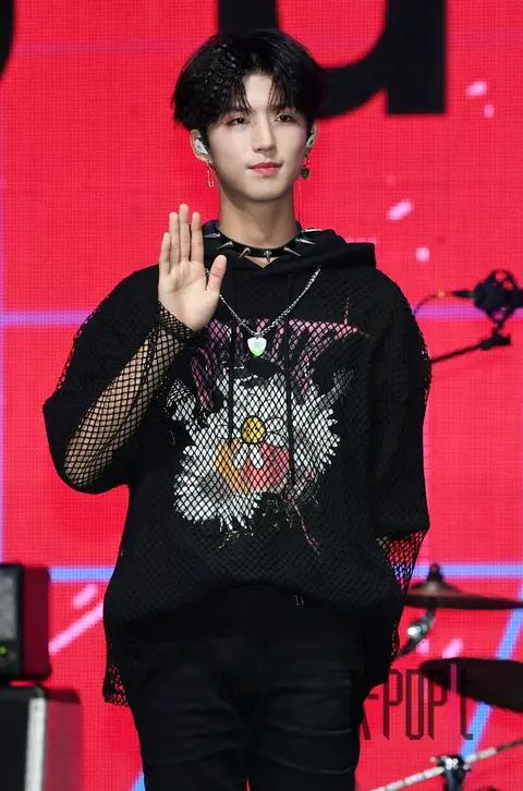 Junhan (X1) — Showcase