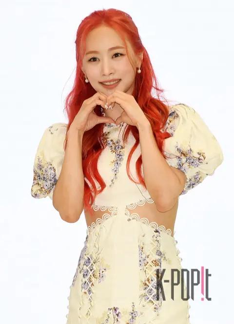 Nicole — Showcase