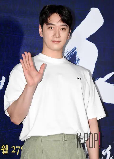 Hwang Chan-sung — Hansan: Rising Dragon VIP Premiere