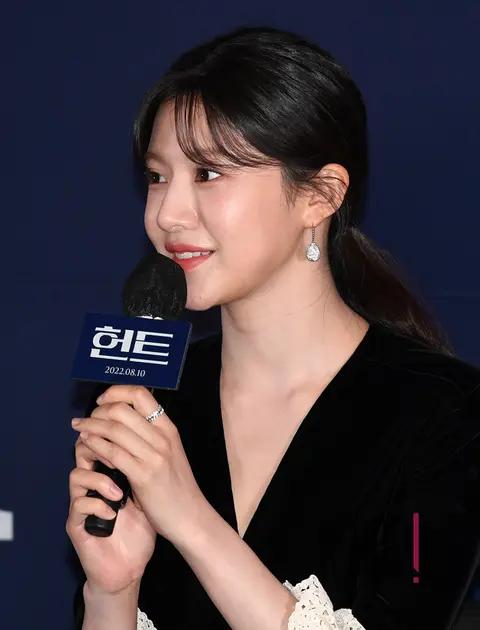 Ko Yun-jung — Hunt Press Screening