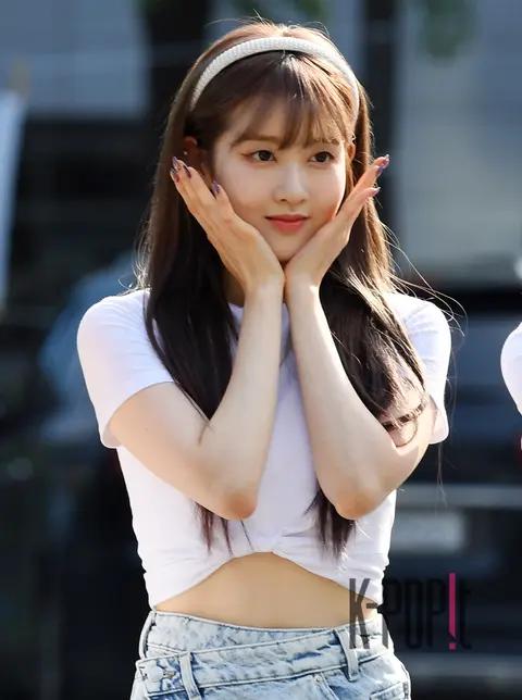 Sieun (STAYC) — Music Bank Arrival