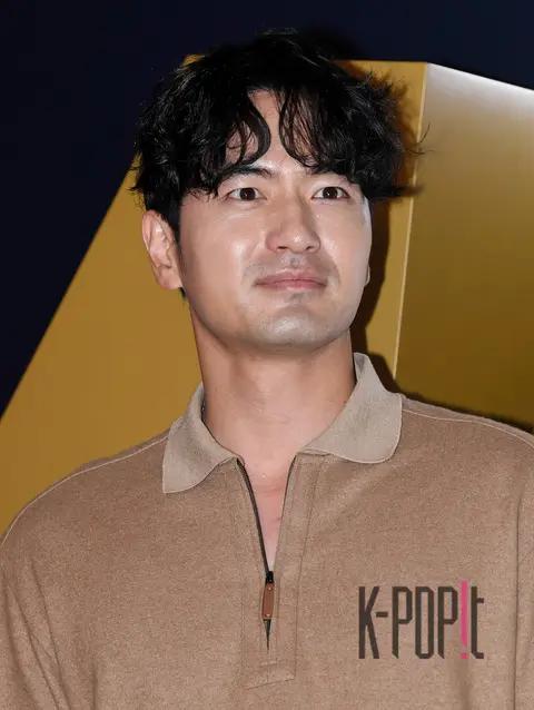 Lee Jin-wook — Launch