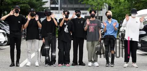 ATEEZ — Music Bank