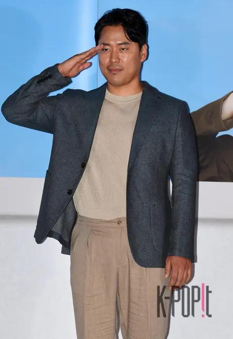 Lee Soon-won — Yuk Sa-o Press Screening