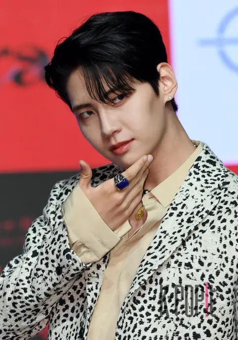 Lee Jin-hyuk — Showcase