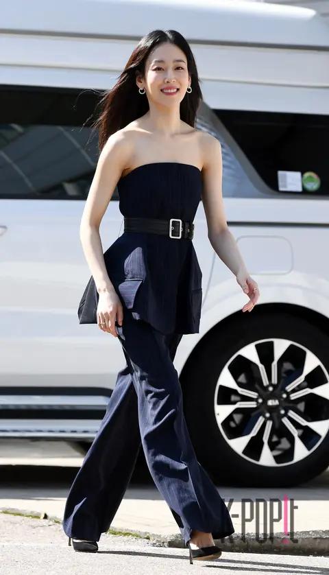 Seo Hyun-jin — Launch