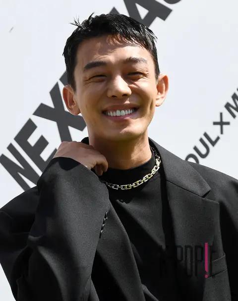 Yoo Ah-in — Launch