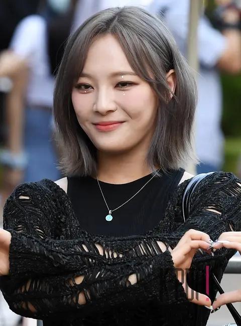 Moon Sua (Billlie) — Music Bank Arrival