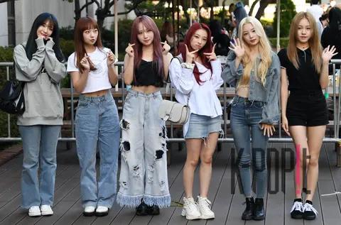 Rocket Punch — Music Bank Arrival