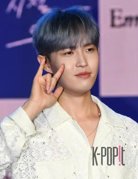 Kim Jaehwan — Showcase