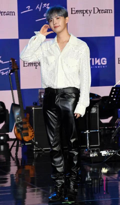 Kim Jaehwan — Showcase