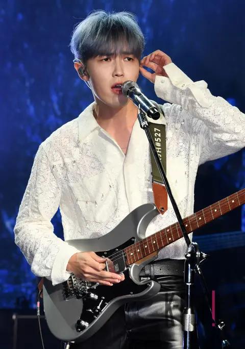 Kim Jaehwan — Showcase