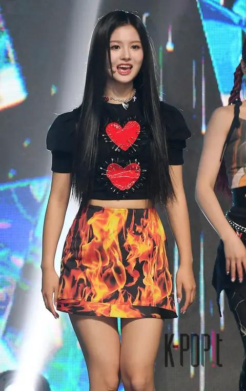 Seol-yun (NMIXX) — NMIXX Showcase