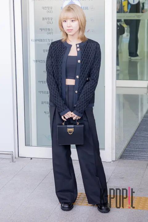 Chaeyoung (TWICE) — Airport