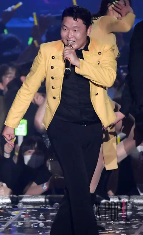 PSY — Liv Concert