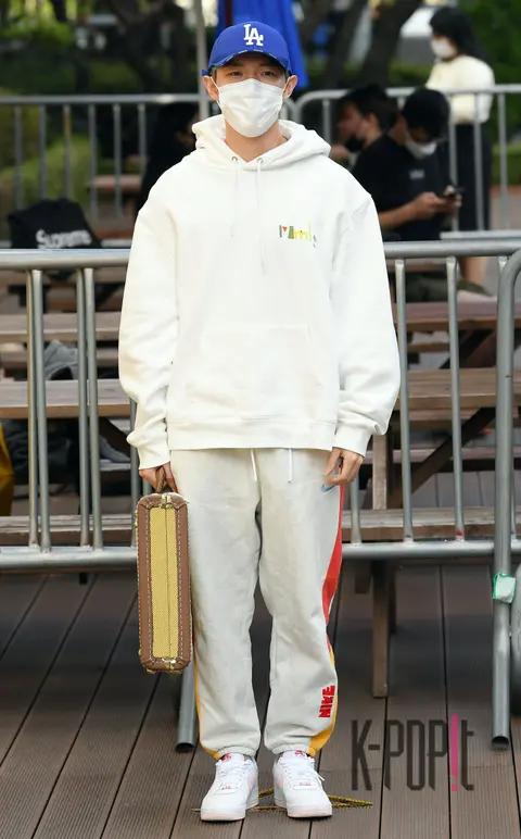 Kim Jaehwan — Music Bank Arrival