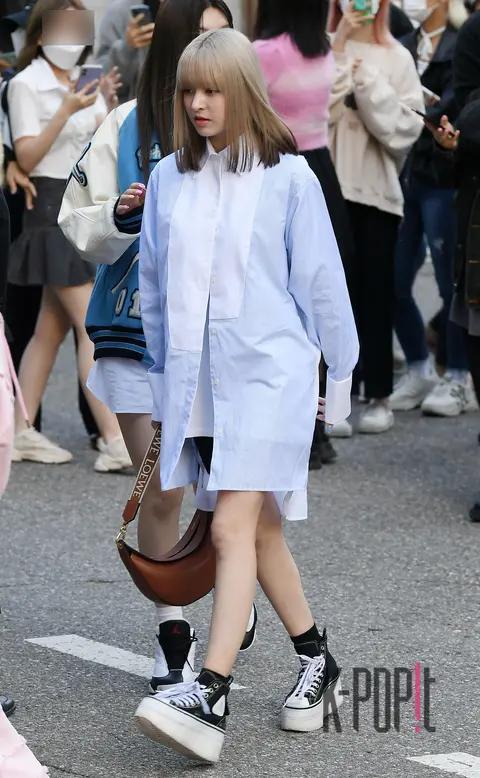 Lily (NMIXX) — Music Bank Arrival