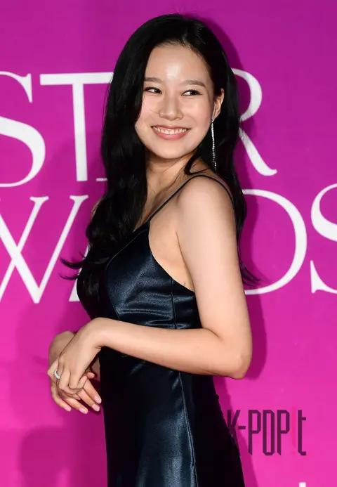 Park Yu-na — APAN Awards