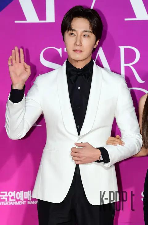 Jung Il-woo — APAN Awards
