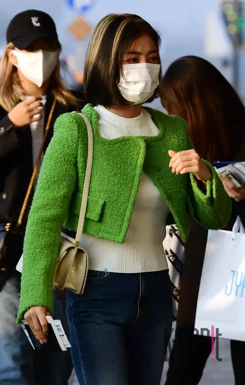 Jihyo (TWICE) — Airport