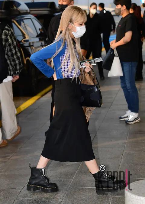 Chaeyoung (TWICE) — Airport