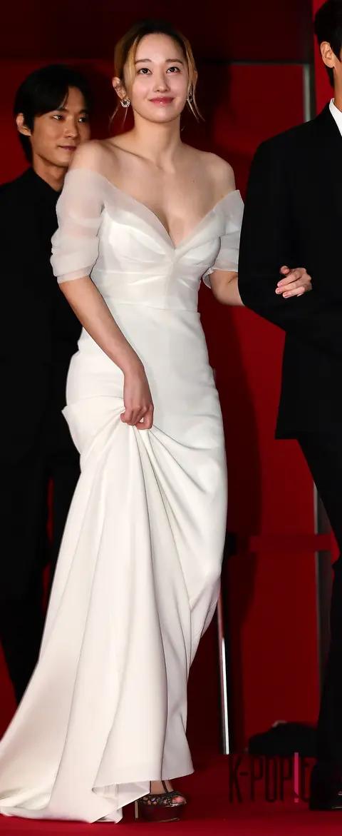Jeon Jong-seo — Busan International Film Festival Red Carpet