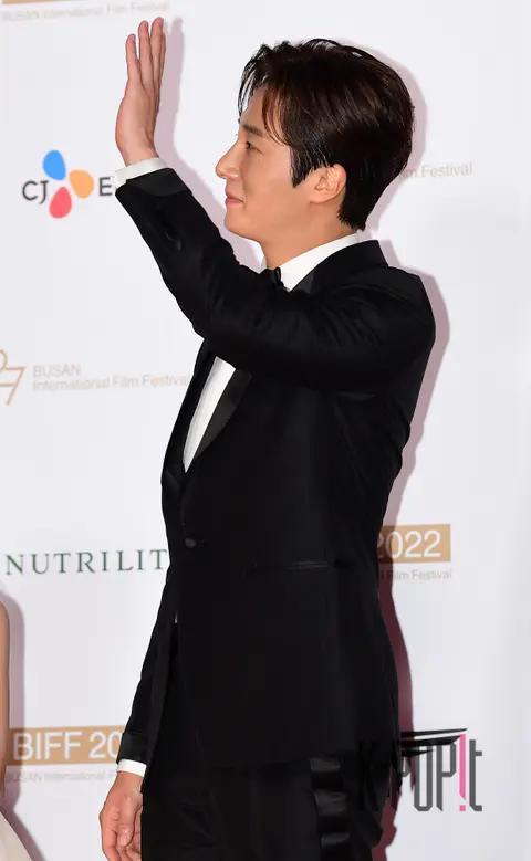 Jung Il-woo — Busan International Film Festival Red Carpet