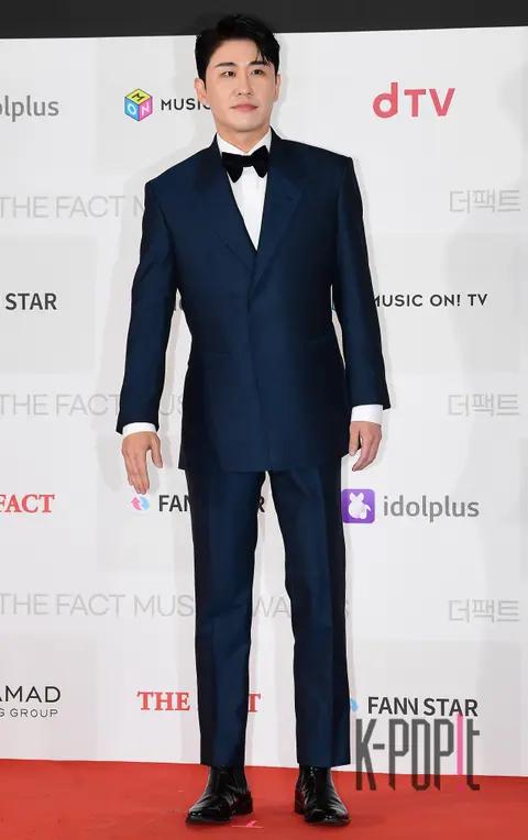 Young Tak — The Fact Music Awards