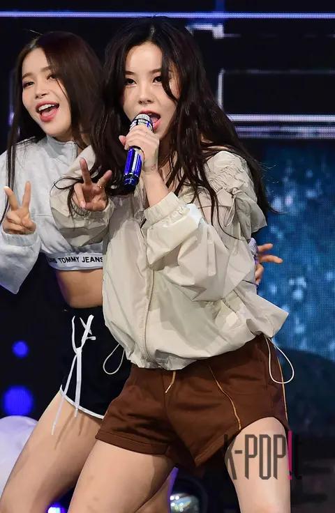 Wheein (MAMAMOO) — Showcase