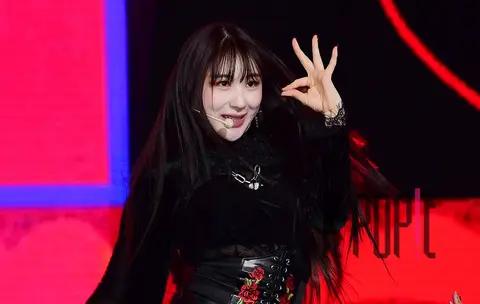 Lee Chae-yeon — Showcase