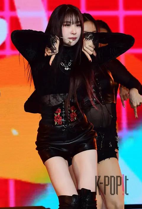 Lee Chae-yeon — Showcase