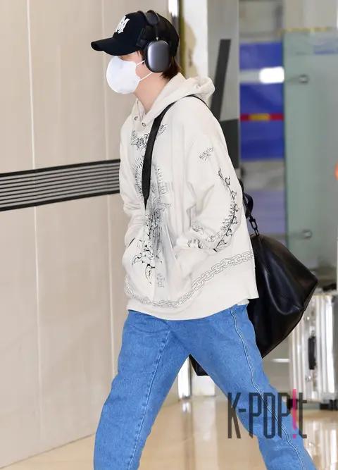 Kang Daniel — Airport