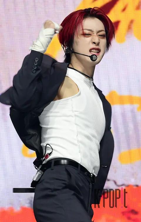 WEi Yong-ha — Showcase