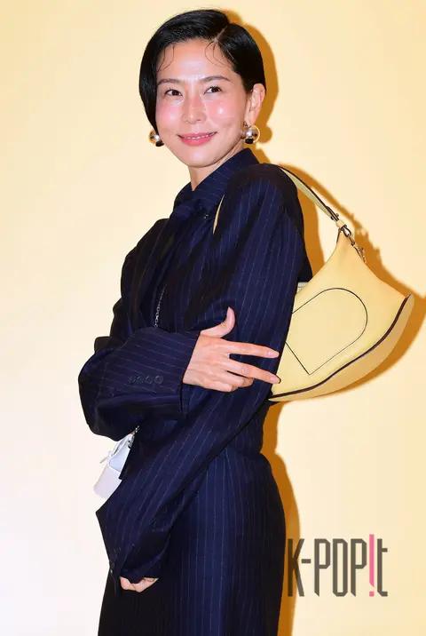 Kim Na-young — Launch