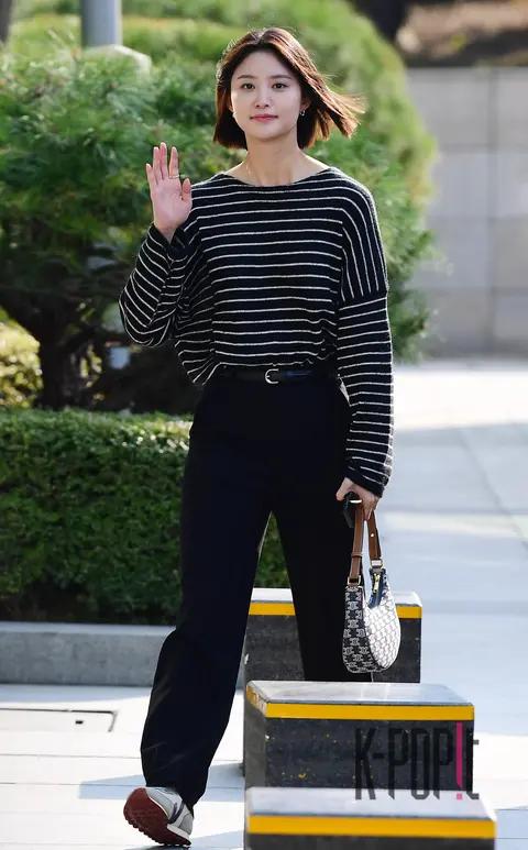 Jung-hwa (EXID) — Arrival
