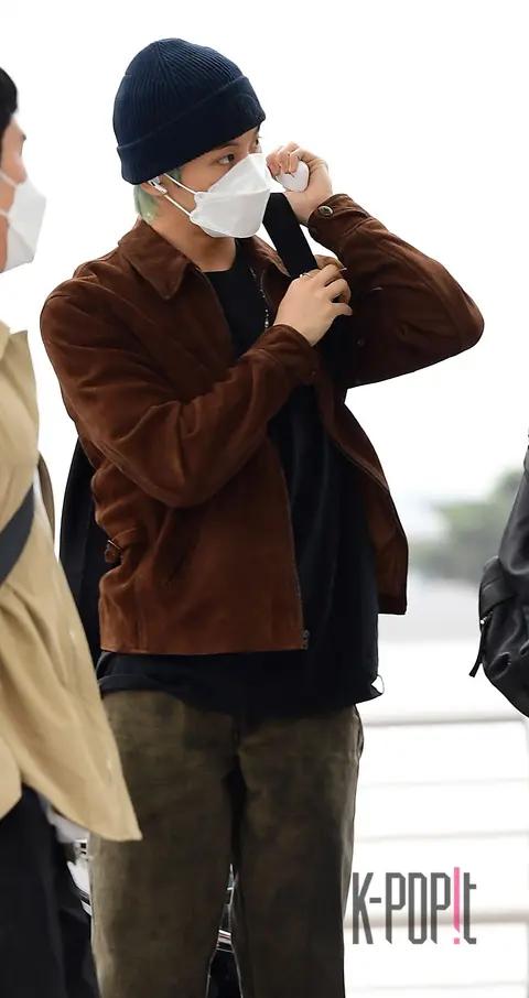 Mark (NCT 127) — Airport
