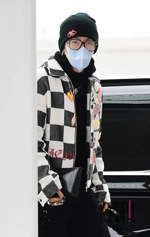 Yuta (NCT 127) — Airport